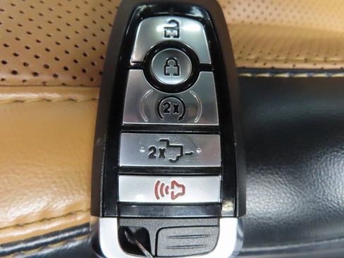 Used 2024 Ford F250 Platinum image 80