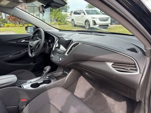Used 2023 Chevrolet Malibu LT w/ Driver Confidence Package FWD image 10
