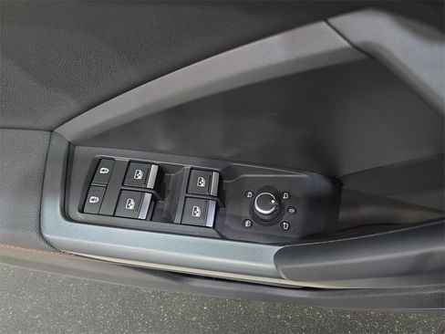 Certified 2025 Audi Q3 2.0T Premium Plus w/ Premium Plus Package image 31