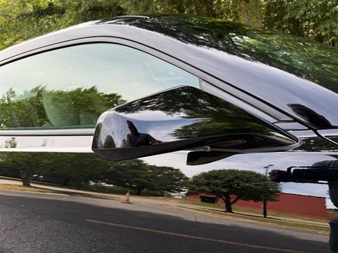 Used 2010 Chevrolet Camaro SS RWD image 34