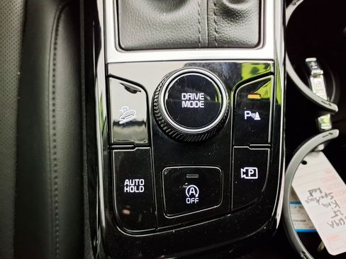 Used 2025 Kia Sportage SX FWD image 22