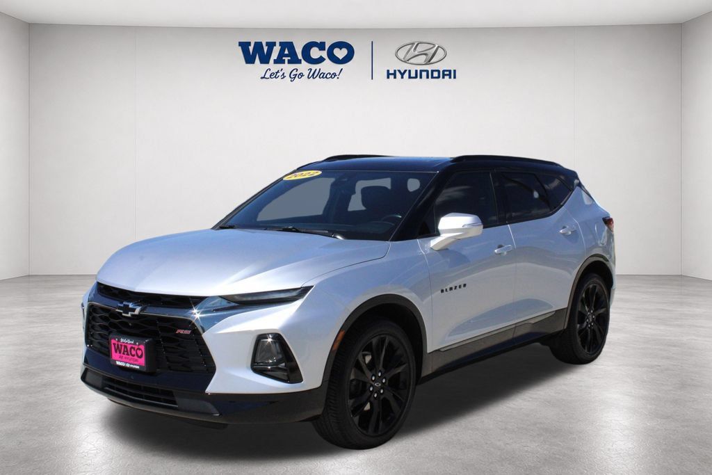Used 2022 Chevrolet Blazer RS w/ Enhanced Convenience Package FWD image 4