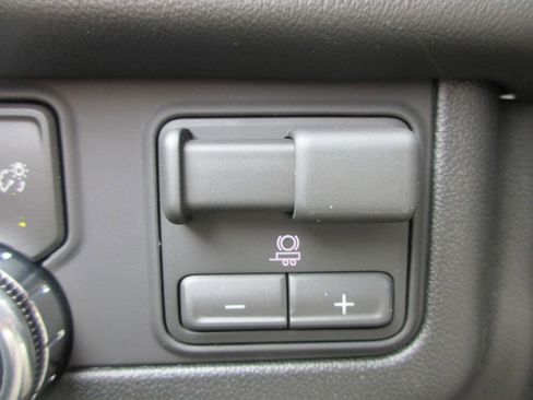 New 2026 GMC Yukon AT4 image 20