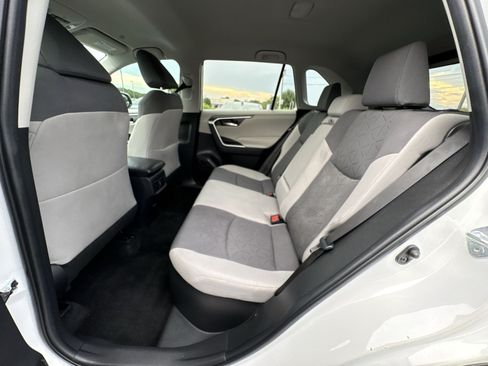 Used 2024 Toyota RAV4 XLE AWD/4WD image 24