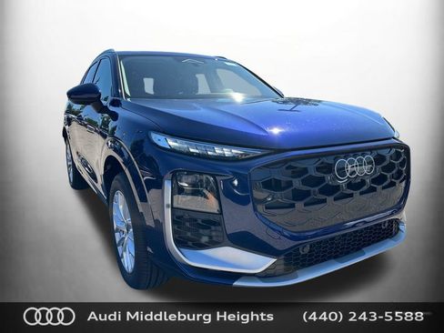 Used 2026 Audi Q3 quattro 2.0T AWD/4WD image 1