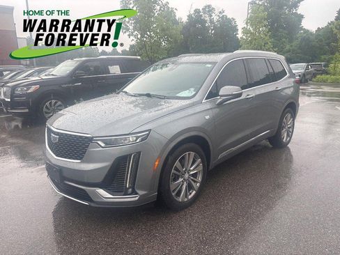 Used 2023 Cadillac XT6 Premium Luxury w/ Technology Package AWD/4WD image 1