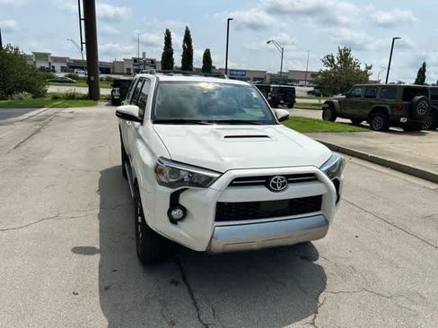 Used 2020 Toyota 4Runner TRD Off-Road Premium w/ Moonroof Package AWD/4WD image 21