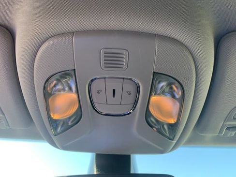 Used 2021 Jeep Compass Latitude w/ Convenience Group AWD/4WD image 32