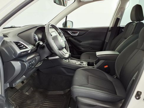 Used 2021 Subaru Forester Premium AWD/4WD image 14