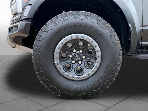Used 2025 Ford F150 Raptor AWD/4WD image 11