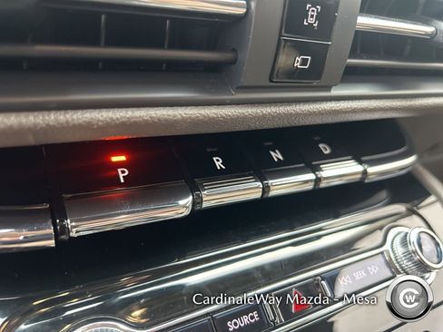 Used 2021 Lincoln Corsair FWD w/ Premium Package image 18