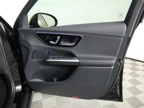 Certified 2025 Mercedes-Benz GLC 300 image 25