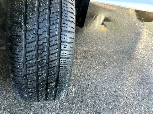 Used 2023 RAM 1500 Express w/ Wheel & Sound Group image 16