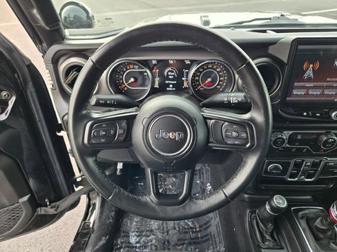 Used 2021 Jeep Wrangler Unlimited Sport image 31