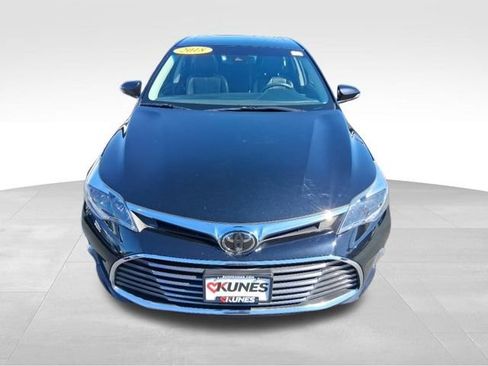 Used 2018 Toyota Avalon Limited w/ Carpet Mat Package FWD image 15