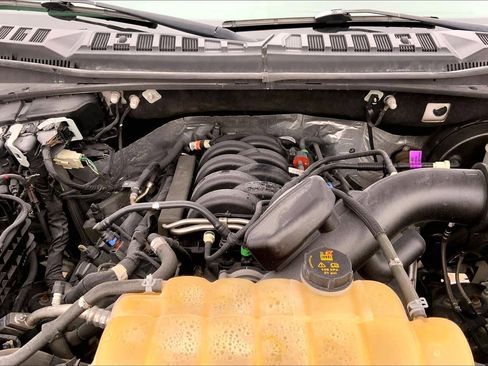 Used 2019 Ford F150 XLT w/ Equipment Group 301A Mid RWD image 31