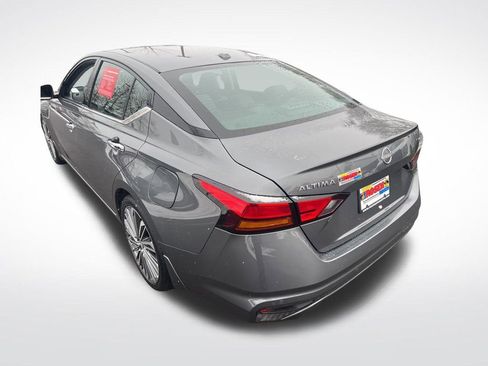 Certified 2025 Nissan Altima 2.5 SL image 38