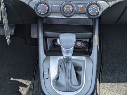 Certified 2024 Kia Forte LXS w/ LXS Technology Package FWD image 15