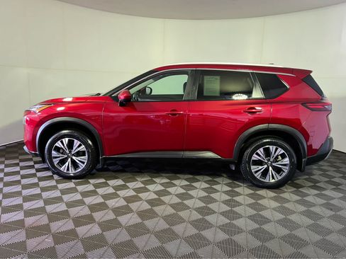 Certified 2023 Nissan Rogue SV w/ SV Premium B Package AWD/4WD image 4