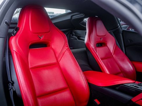 Used 2018 Chevrolet Corvette Stingray Coupe w/ 2LT Preferred Equipment Group image 47