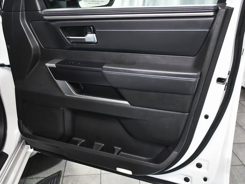 Used 2024 Toyota Tundra Platinum image 16