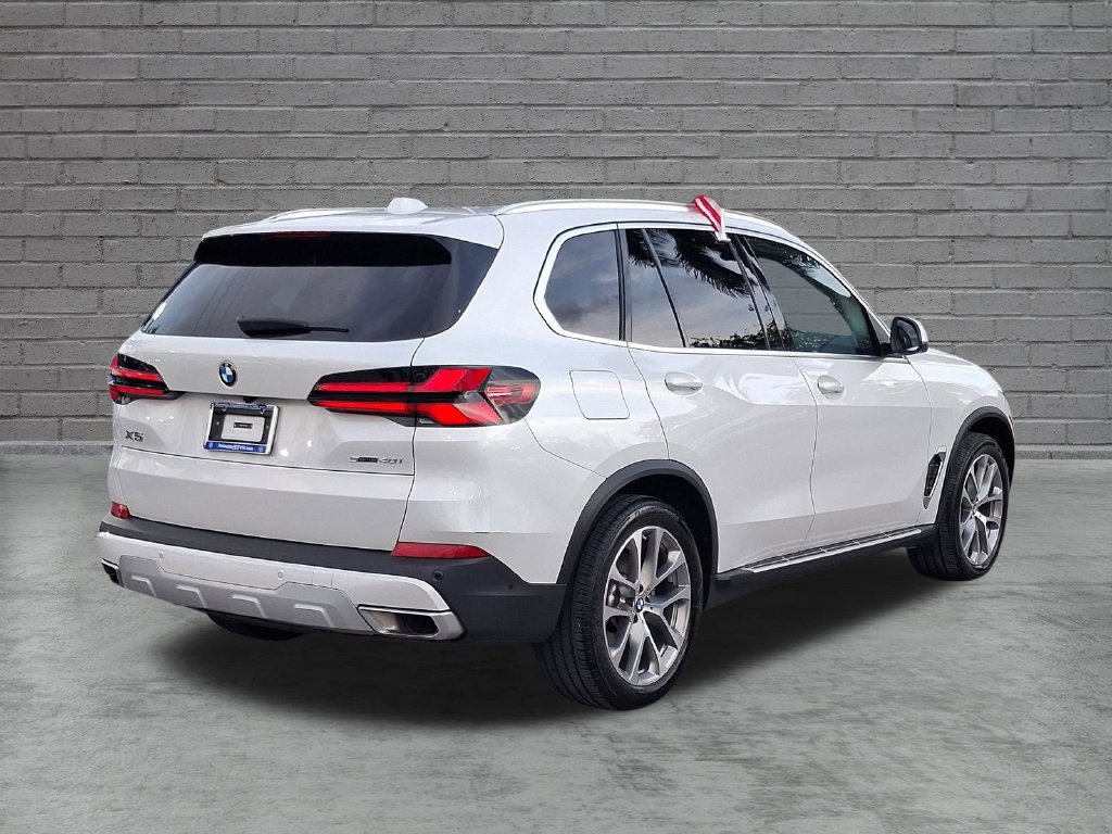 Used 2024 BMW X5 sDrive40i RWD image 9