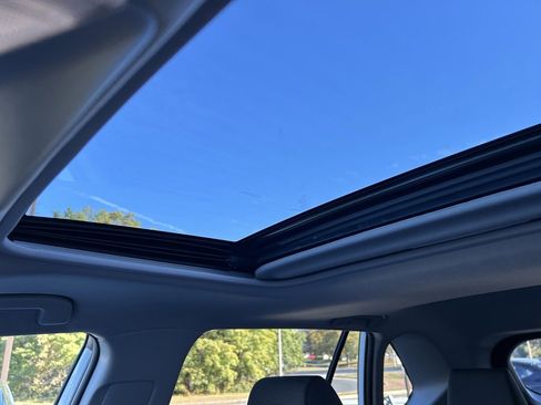 Certified 2022 Toyota RAV4 XLE image 19