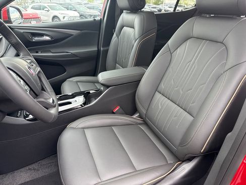 New 2026 Buick Envista Avenir FWD image 16