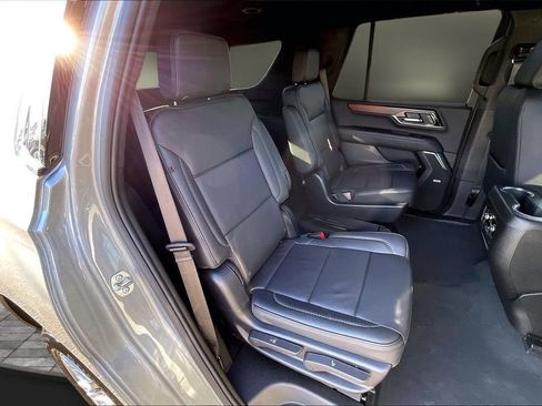 Used 2025 GMC Yukon Denali image 26