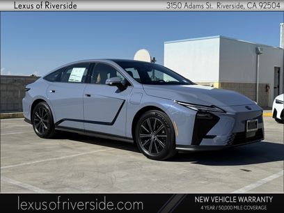 New 2026 Lexus ES 350e w/ Convenience Package
