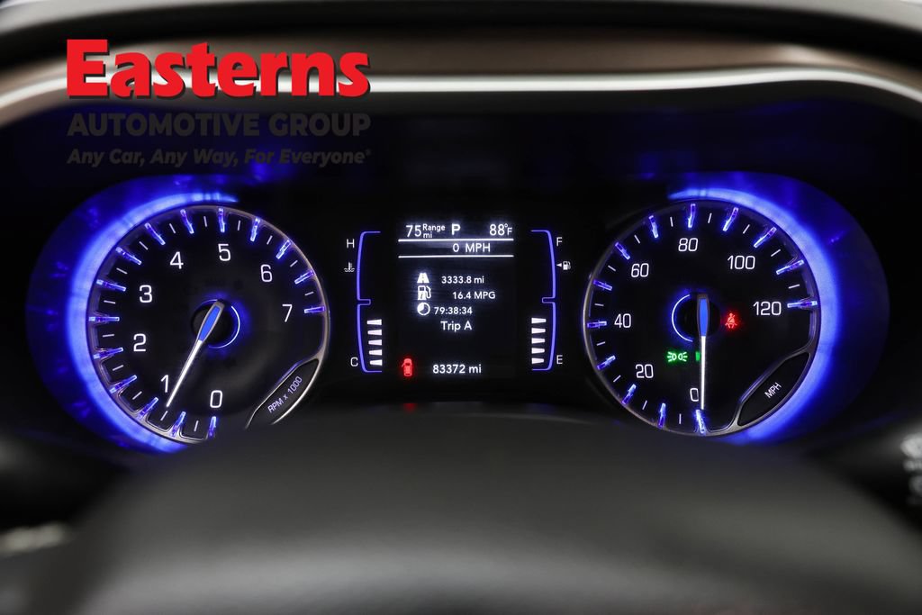 Used 2022 Chrysler Voyager LX FWD image 19