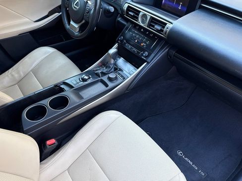 Used 2014 Lexus IS 250 AWD w/ Premium Package image 15