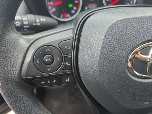 Used 2019 Toyota RAV4 XLE w/ Convenience Package image 17