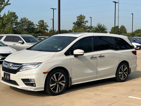 Used 2020 Honda Odyssey Elite image 5