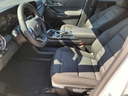 New 2026 Chevrolet Equinox LT image 15