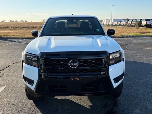 New 2026 Nissan Frontier SV image 9