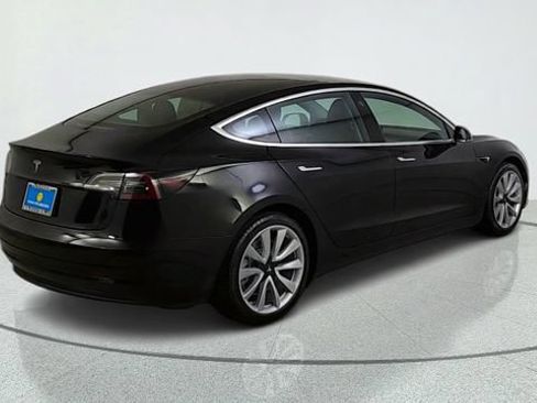 Used 2019 Tesla Model 3 RWD image 7