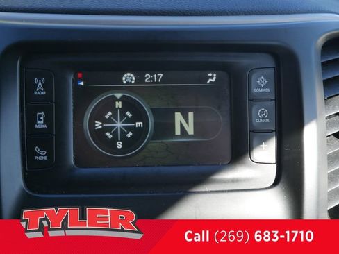 Used 2015 Jeep Cherokee Latitude w/ Cold Weather Group image 48