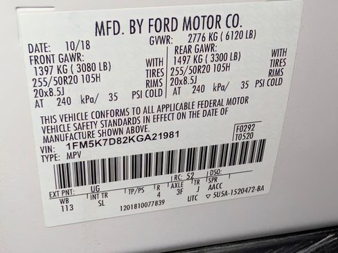 Certified 2019 Ford Explorer XLT w/ Equipment Group 202A FWD image 30