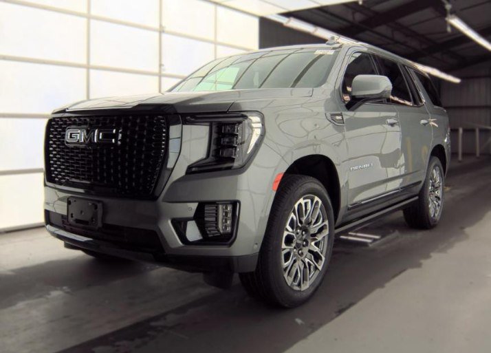 Used 2023 GMC Yukon Denali w/ Max Trailering Package AWD/4WD image 1