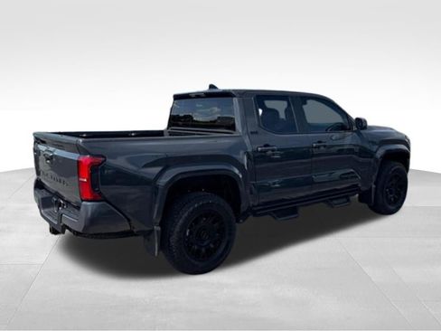 Used 2026 Toyota Tacoma SR5 AWD/4WD image 8