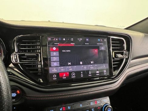 Certified 2024 Dodge Durango R/T image 46