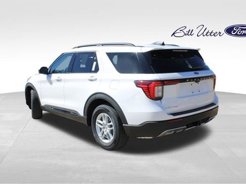 New 2026 Ford Explorer Active w/ Active Comfort Package image 4