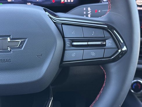 New 2025 Chevrolet Equinox EV RS image 5