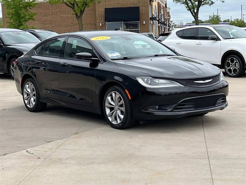 Used 2015 Chrysler 200 S image 7