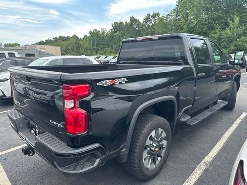 Used 2024 Chevrolet Silverado 2500 Custom w/ Custom Convenience Package AWD/4WD image 5