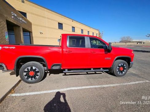 Used 2020 Chevrolet Silverado 2500 LT w/ Texas Edition image 1