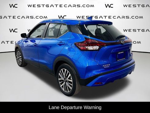 Used 2024 Nissan Kicks SV image 5