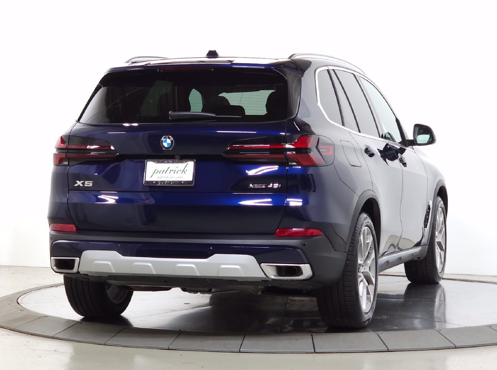 Used 2026 BMW X5 xDrive40i w/ Premium Package AWD/4WD image 11