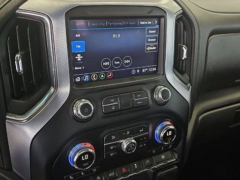 Used 2019 GMC Sierra 1500 SLT w/ SLT Premium Plus Package AWD/4WD image 19